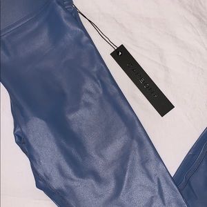 Carbon38 Takara Legging